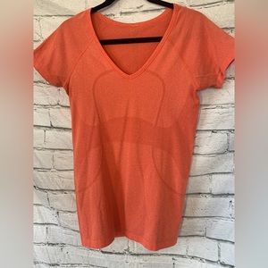 Lululemon Swiftly tech short sleeve shirt